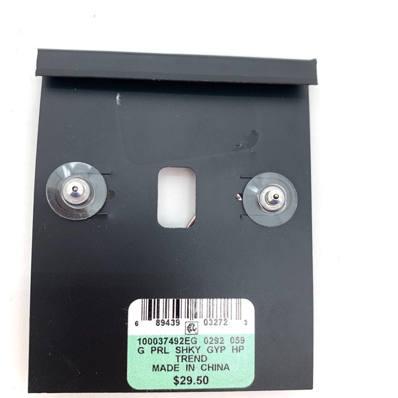 4/$25 INC Women’s Crystal Silver Drop Earrings NEW - Picture 2 of 2